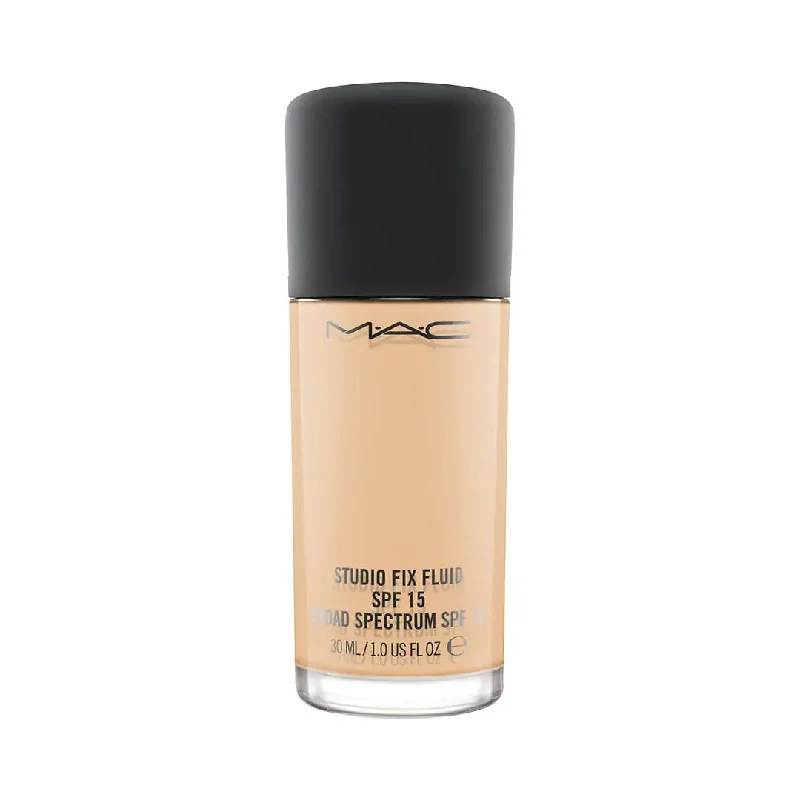 MAC Studio Fix Fluid Foundation SPF 15 30ml - NC18